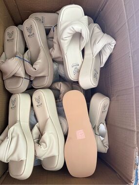 Lot of 6” pairs of sandals